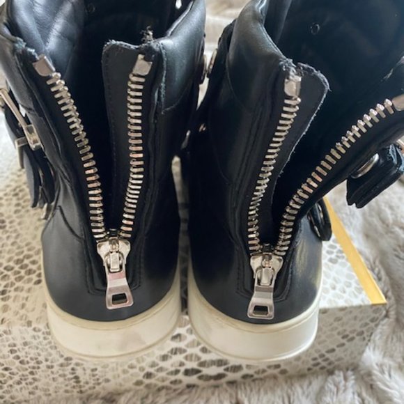 Balmain Snap on Sneakers - Picture 6 of 7